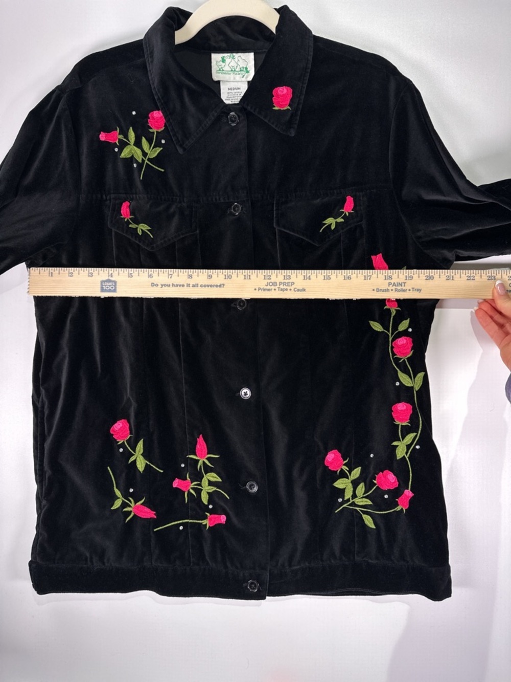 Quacker Factory Shacket Rose Embroidered Rhinestone Velvet Black Medium - Picture 12 of 12